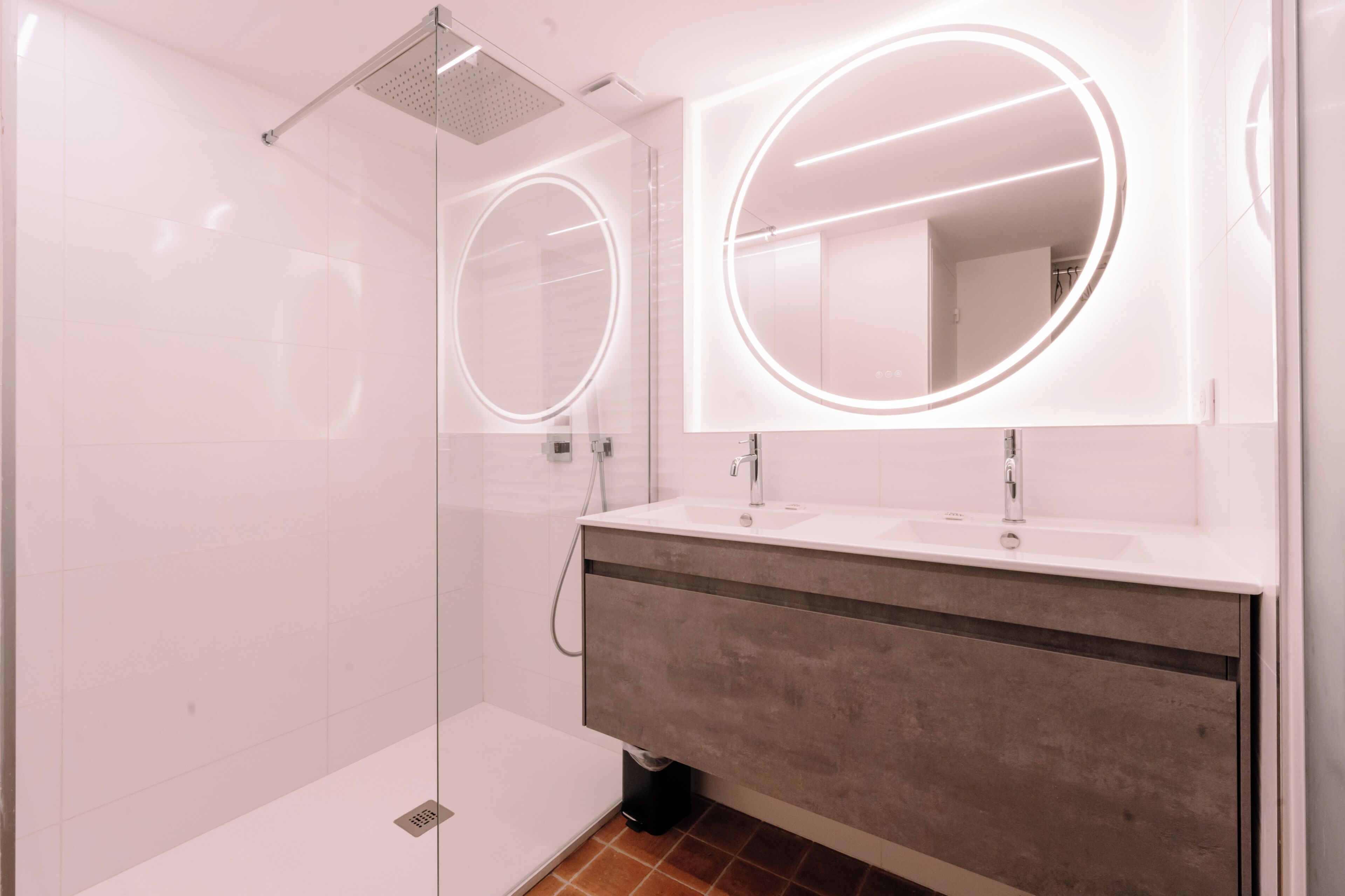 Hair dryer, towels, toilet paper