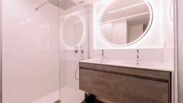 Hair dryer, towels, toilet paper