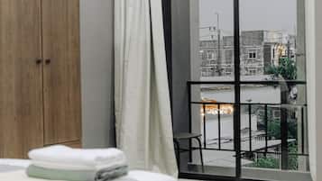 Basic Apartment, Balcony | Free WiFi
