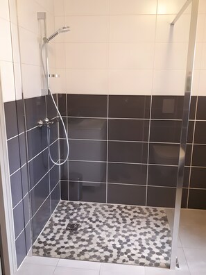 Ducha, secador de pelo
