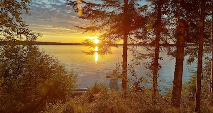 Chalet located 100 m from the provincial snowmobile and ATV trail network (Trail 93)