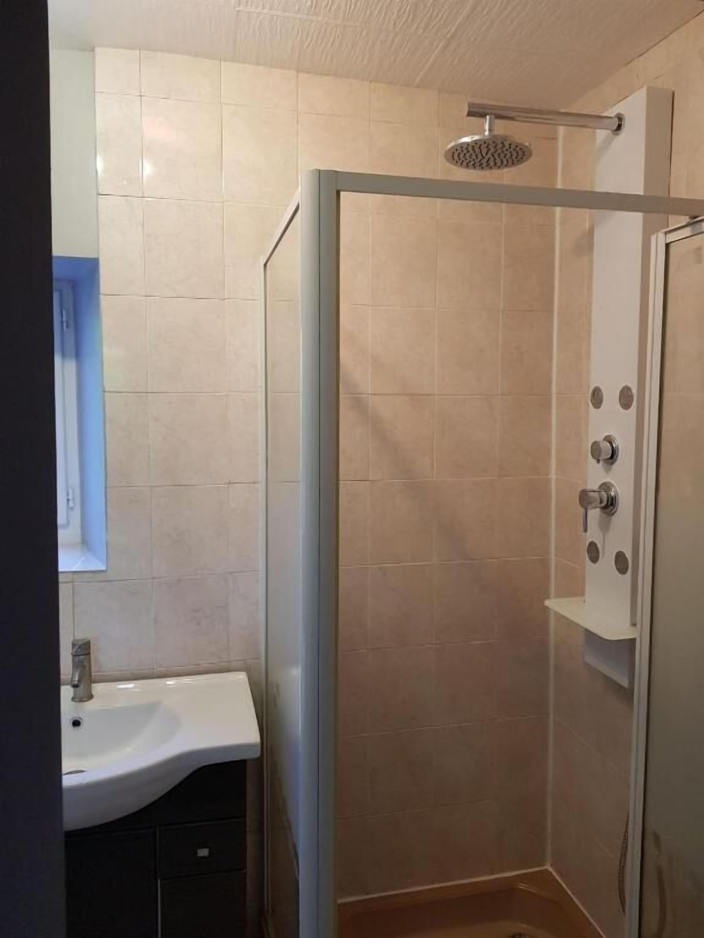 Apartment, 3 Bedrooms, Non Smoking | Bathroom