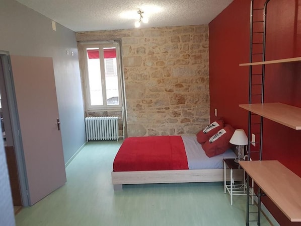 Apartment, 3 Bedrooms, Non Smoking