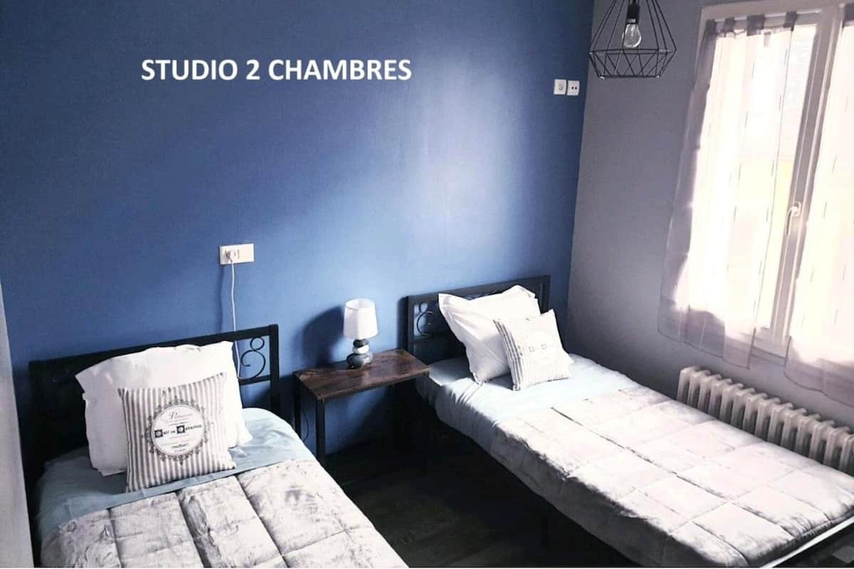 Appartement, 2 chambres, non-fumeurs, climatisation | Fer et planche à repasser, lits bébé (gratuits), Wi-Fi gratuit
