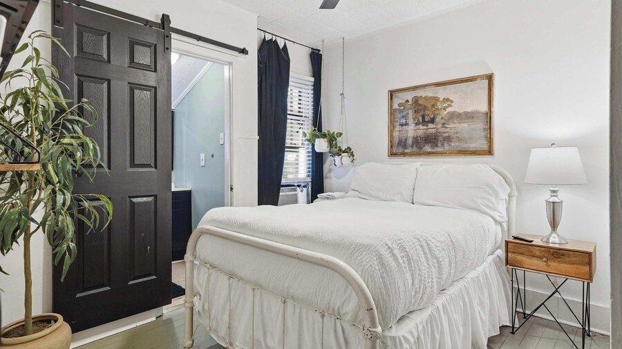 Bright 4BR Retreat Near Downtown Lafayette