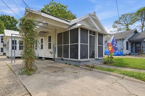 1 bedroom - Affordable Private Room Near Downtown (Lafayette)
