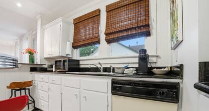 Spacious 2BR Perfect for Work Crews or Families