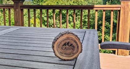 Sunrise at Sugar - Fenced yard, hot tub, views, pet friendly