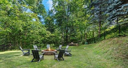 Sunrise at Sugar - Fenced yard, hot tub, views, pet friendly