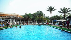 Outdoor pool - Landmark Nike Lake Resort (Enugu)