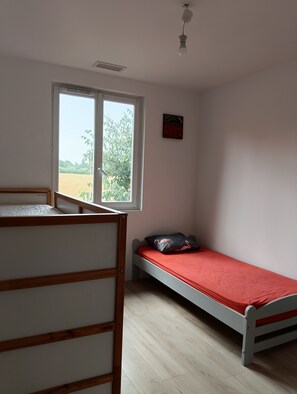 Room - Vrbo Property (Cadenet)
