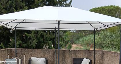 Maison en campagne avec terrasse privative et jardin