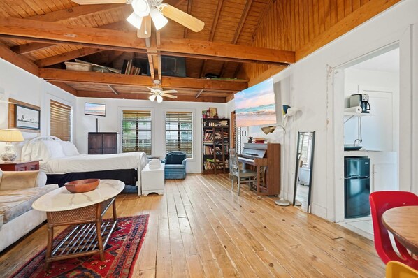 House | 1 bedroom, Internet - Cozy 1BR Near Downtown Lafayette (Lafayette)