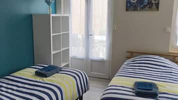 Quartos à prova de som, ferros/tábuas de passar roupa, Wi-Fi de cortesia