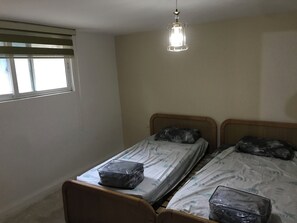Room - Perfect 2-bedroom apartment in delightful Amman for your stay (Amman)