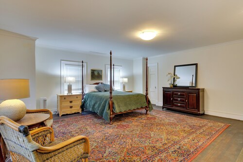 Walkable Area! Historic 2-home Worcester Retreat