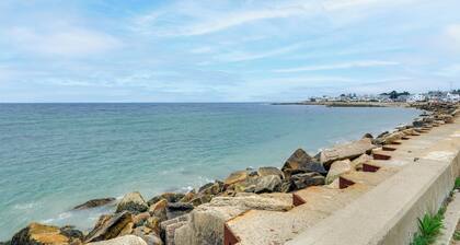 Ocean & Marsh Views! Wells Condo w/ Outdoor Space
