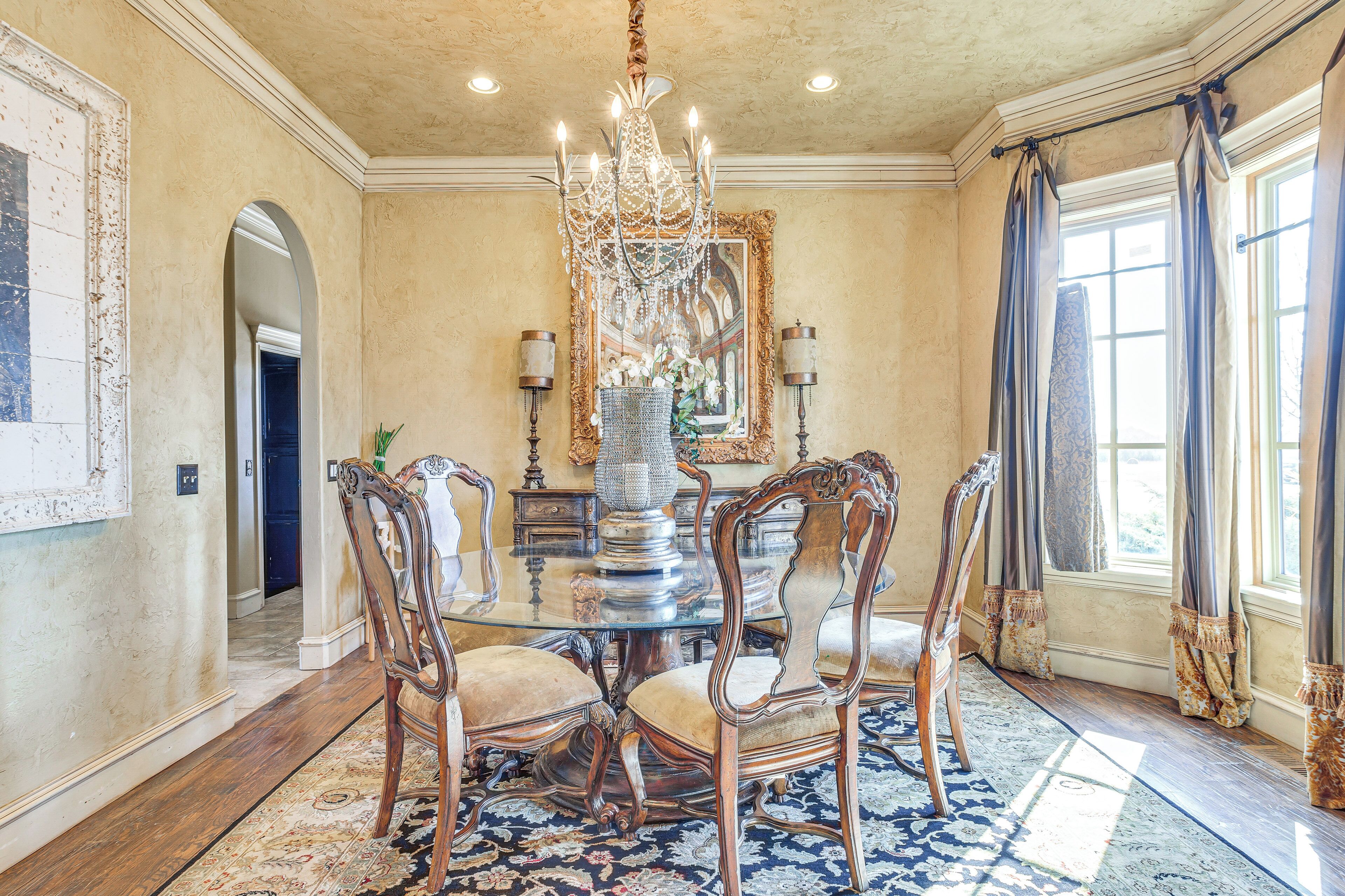 منزل (5 Bedrooms) | المنشأة من الداخل