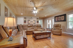 House (4 Bedrooms) | Interior - Hot Tub + Mtn Views: North Georgia Group Escape! (Cleveland)
