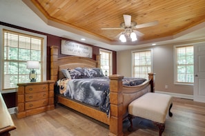 House (4 Bedrooms) | Interior - Hot Tub + Mtn Views: North Georgia Group Escape! (Cleveland)