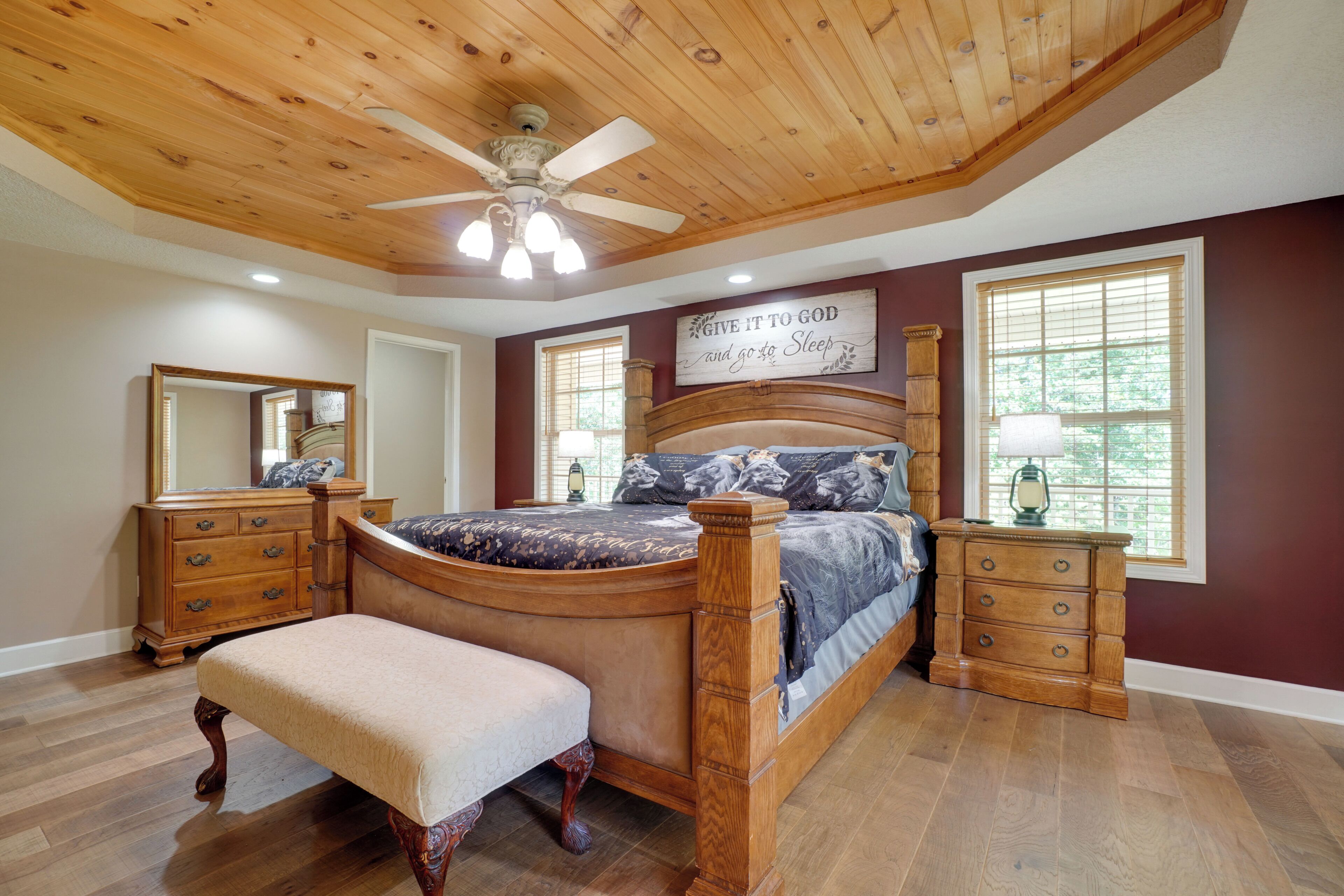 House (4 Bedrooms) | Interior