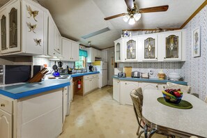 Casa (2 Bedrooms) | Interior