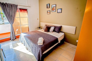 Chambre, 1 chambre, fumeurs, balcon