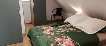 Gîte neuf classé 3 étoiles, Le Bonheur des Demoiselles, en bordure de forêt