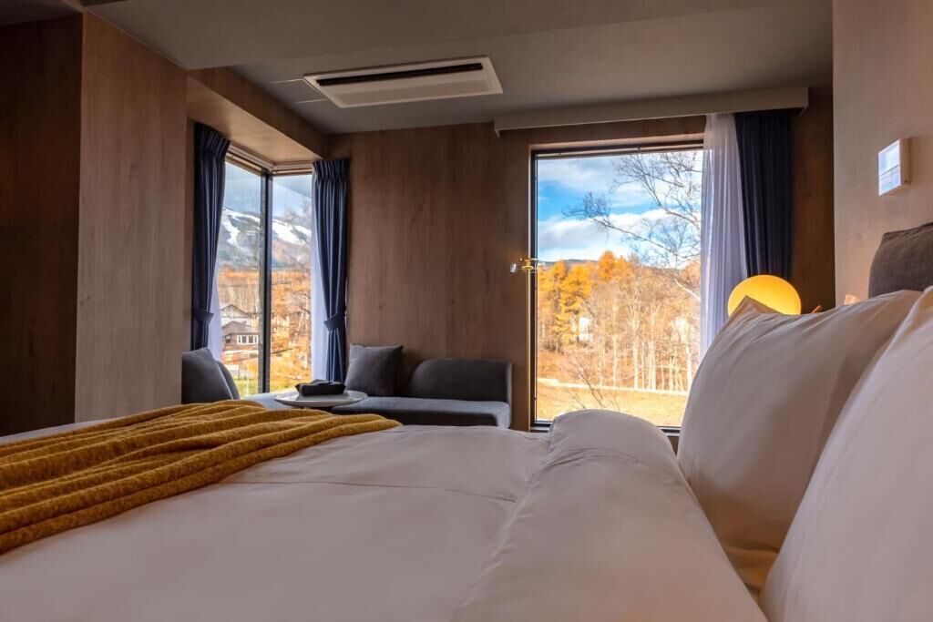In-room safe, blackout drapes, iron/ironing board, WiFi (free)