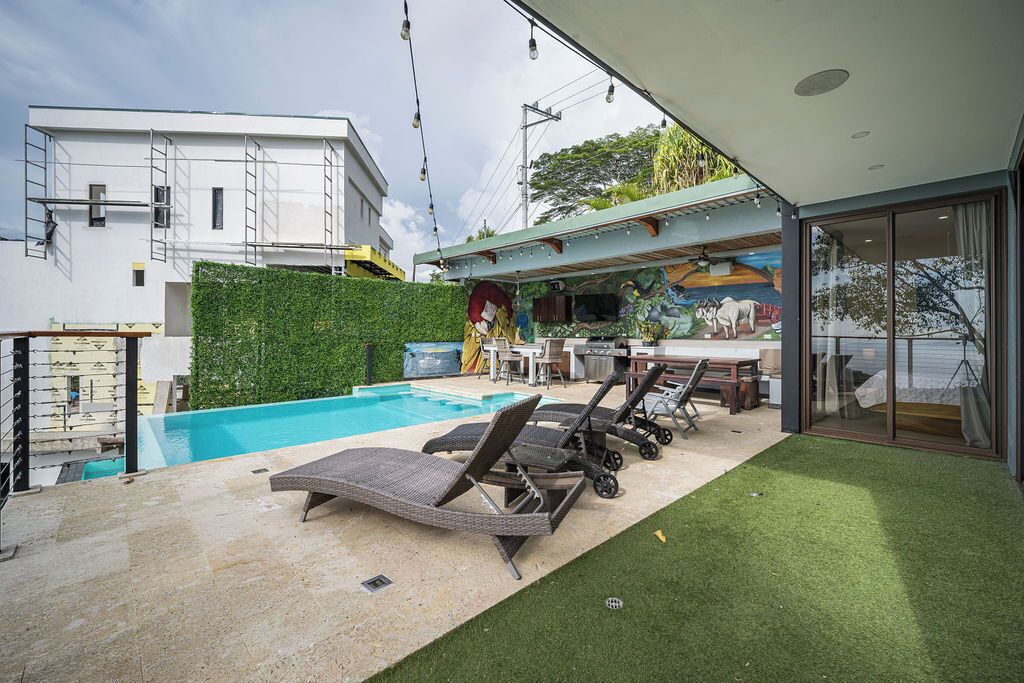 Pool