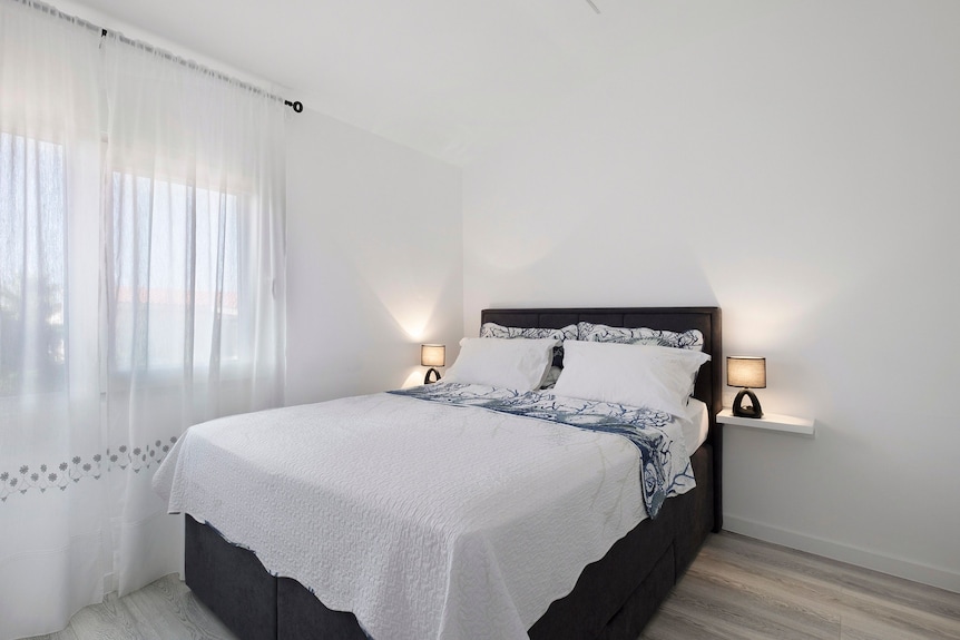 Cozy Beach Apartment On Vir With Sea View, 2 Bedrooms, Balcony, Near Beach - Vir