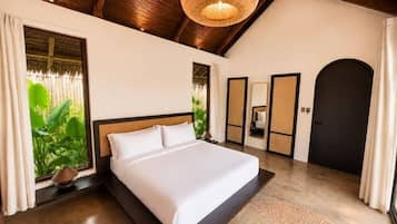 In-room safe, blackout drapes, soundproofing, WiFi (free)