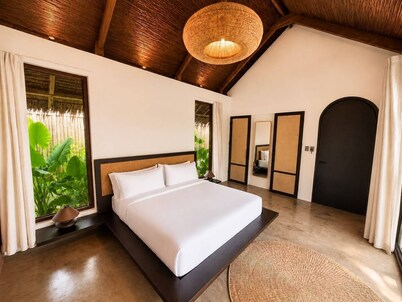 Nayma Villas