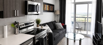 Modern Furnished Condo in Pickering, Near Casino and Go Station!