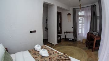 In-room safe, desk, laptop workspace, iron/ironing board (on request)
