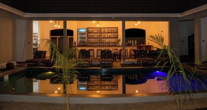 Olarashii River Lodge