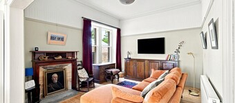 6 Douglas Terrace |Elegant Villa Near Beach & Golf