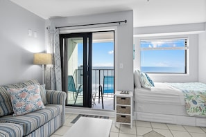 Iron/ironing board, free WiFi - Oceanfront Studio | Myrtle Beach Resort RT0802 (Myrtle Beach)