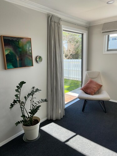 Executive Accommodation Lower Hutt | Spacious 4BR Home