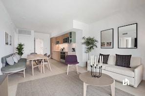 Smart TV, offices - Heart of Downtown, Ocean Views & Pool (Miami)