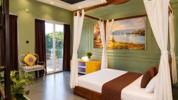 Appartement Luxe, balcon, vue jardin | Salle de bain
