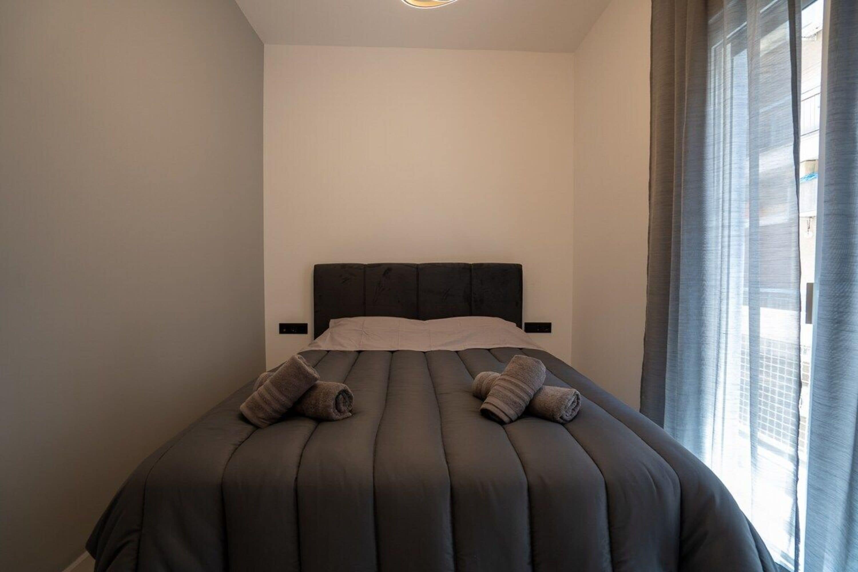 Signature Condo, 3 Bedrooms, Non Smoking, Kitchen | Laptop workspace, iron/ironing board, WiFi (free)