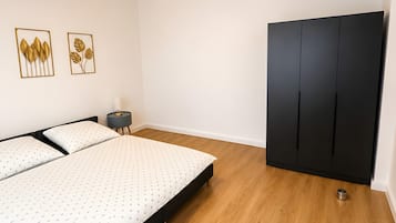1 dormitori, wifi i roba de llit