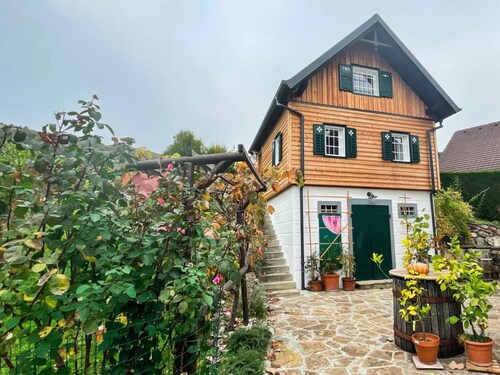 Charming Cellar House in the Heart of Wine Country