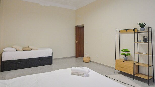 Unclassified image, 1 of 31, button - Spacious apartment in Naples · Sleeps 9, 2 bathrooms, just a short walk from the train station (Napoli)