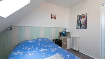 3 Schlafzimmer, Bügeleisen/Bügelbrett, WLAN, Bettwäsche