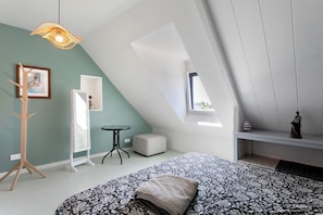 3 dormitorios, tabla de planchar con plancha, wifi y ropa de cama