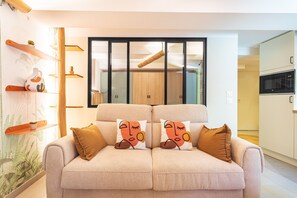 Living area - Suite Jungle Premium - Studio climatisé (Toulon)
