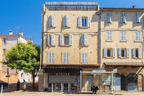 Exterior - Suite Jungle Premium - Studio climatisé (Toulon)