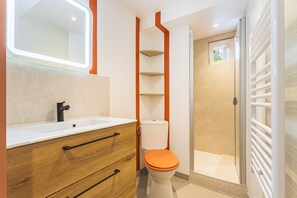 Bathroom - Suite Jungle Premium - Studio climatisé (Toulon)